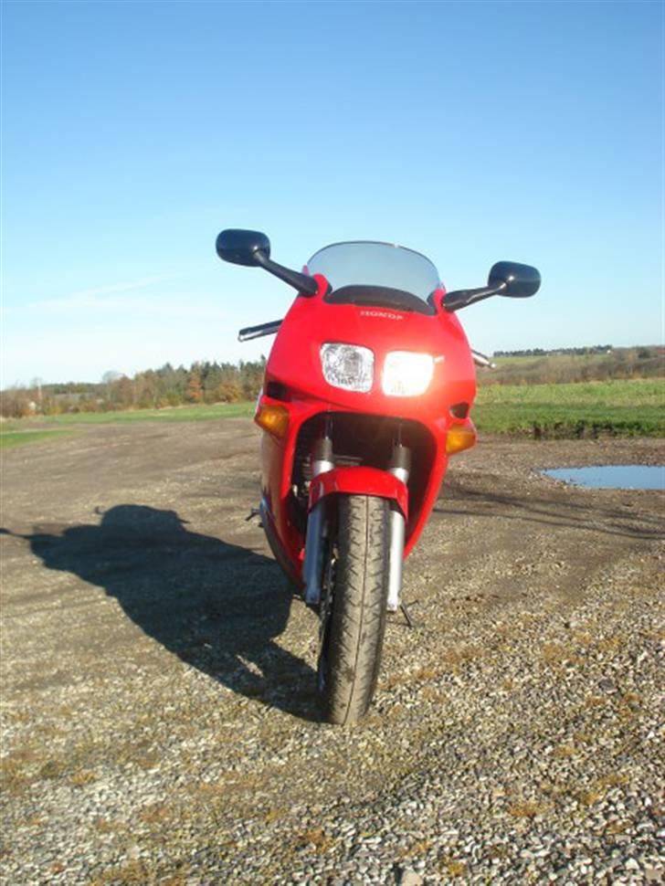 Honda VFR 750 RC36/2 - Ved mit barndomshjem i Thy billede 3