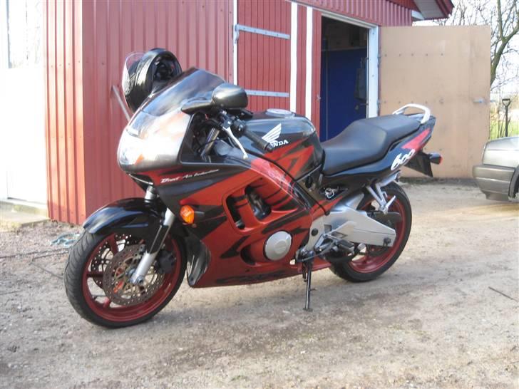 Honda CBR 600F (Min ven's) billede 1