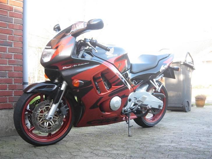 Honda CBR 600F (Min ven's) billede 3