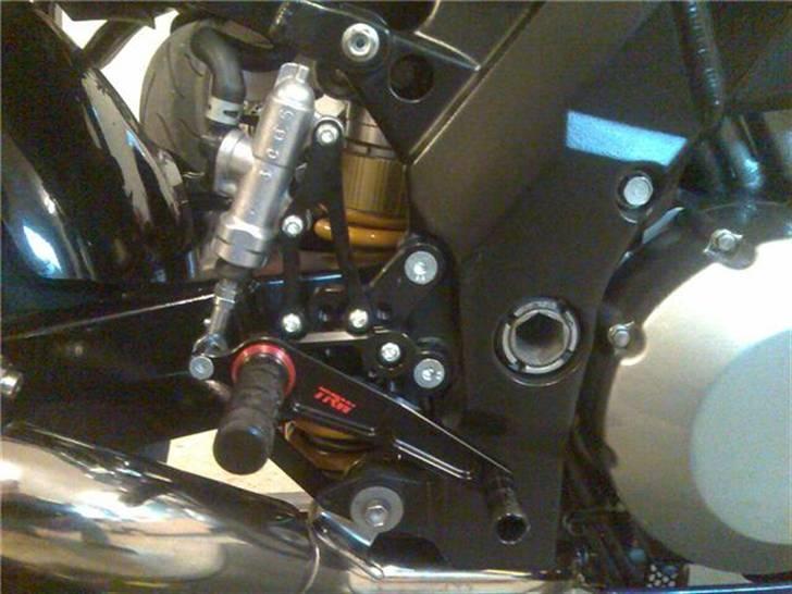 Suzuki SV 996 Standard - Nyt  fodhvilersæt (gammel billed) billede 11