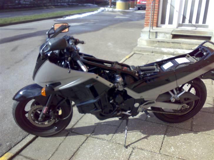 Kawasaki gpx 750r - hva syntes i derude??? billede 8