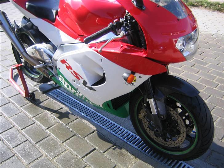 Aprilia Rsv Mille billede 12