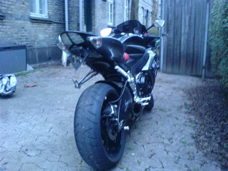 Suzuki GSX R 750¤TIL SALG¤ billede 4