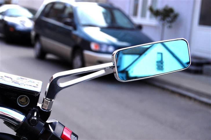 Yamaha XV 750E Virago - Spejle med blåtoning billede 13