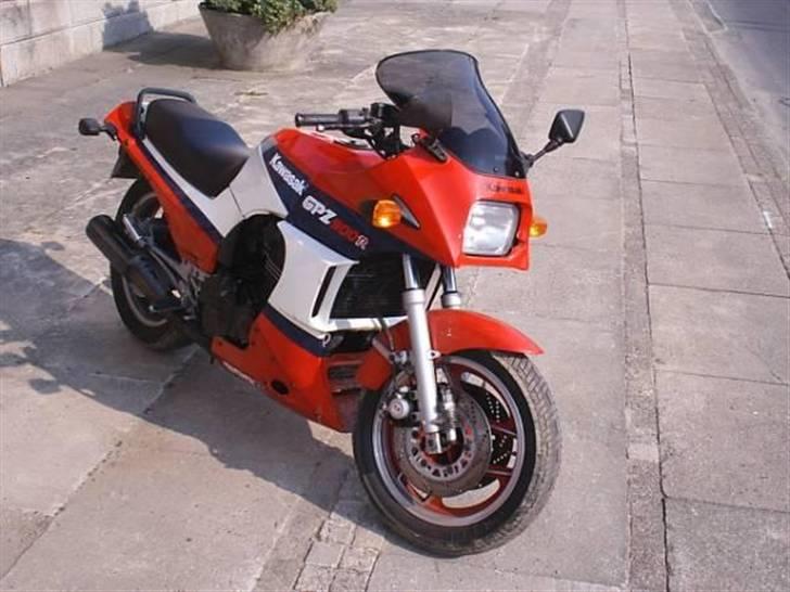 Kawasaki GPZ 900 R Streetfighter * - Før den blev lavet om : billede 2