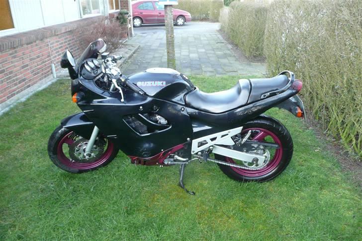 Suzuki GSX 600F billede 3