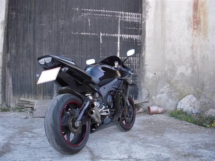 Yamaha R6S 2006 -SOLGT- billede 2