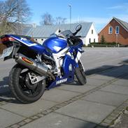Yamaha r6