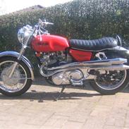 Norton commando 750S