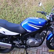 Suzuki GS500