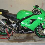 Kawasaki zx9r