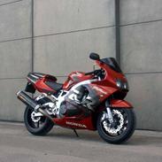 Honda CBR900RR FireBlade