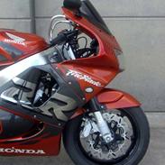 Honda CBR900RR FireBlade