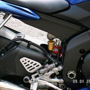 Yamaha YZF- R6