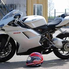 Ducati 848