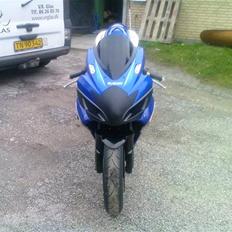 Suzuki GSXR 750 Baneged - SOLGT 