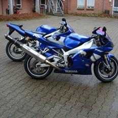 Yamaha yzf 1000 R1