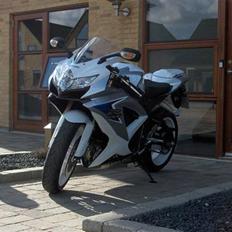 Suzuki GSX-R 600 "SOLGT"