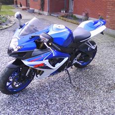 Suzuki GSX-R600K7