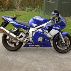 Yamaha yzf r6