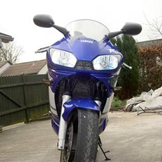 Yamaha yzf r6