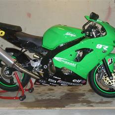 Kawasaki zx9r