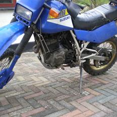 Suzuki DR 500 s
