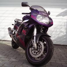 Suzuki GSXR 750 RW - SOLGT