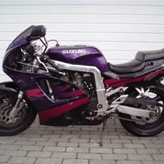 Suzuki GSXR 750 RW - SOLGT
