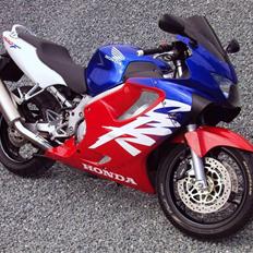 Honda CBR 600 F4 *SOLGT*
