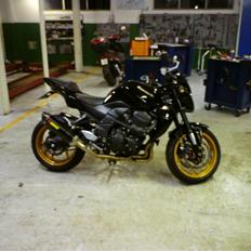 Kawasaki z750 solgt 