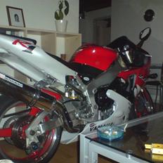 Yamaha Yzf R1   SOLGT