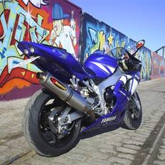 Yamaha yzf r1