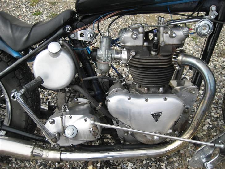 Triumph Thunderbird - - SOLGT - - billede 3