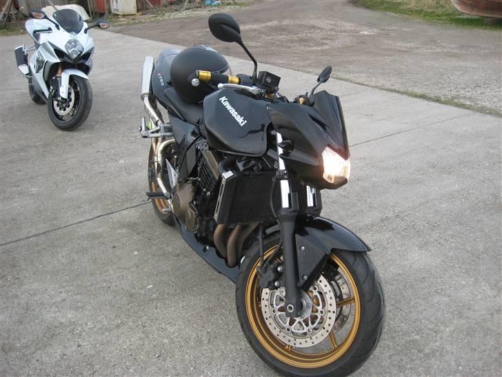 Kawasaki Z 750 (okt 2011 - totalskadet :-(...) billede 12