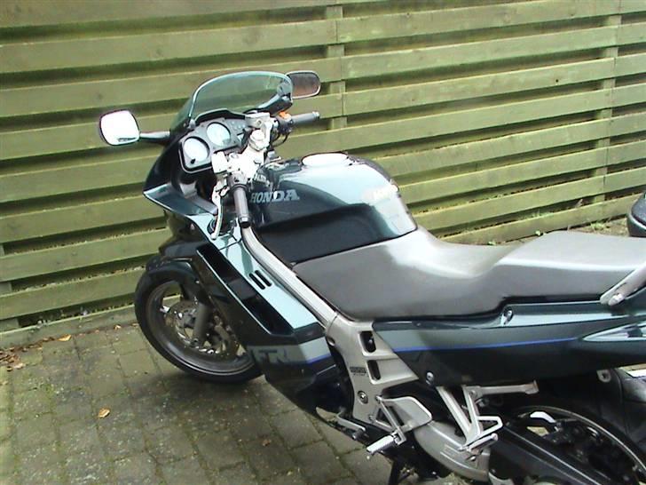 Honda VFR 750 billede 7