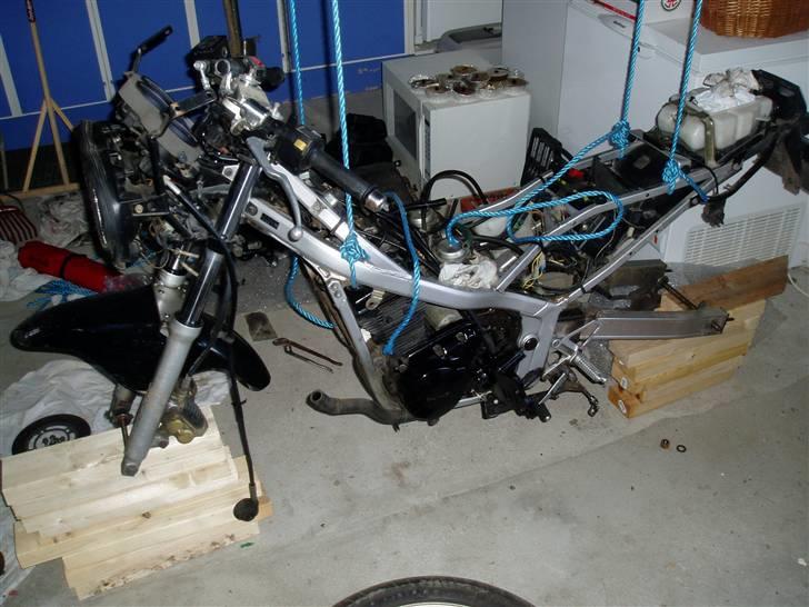 Suzuki GSX-R 250 (Solgt) billede 4