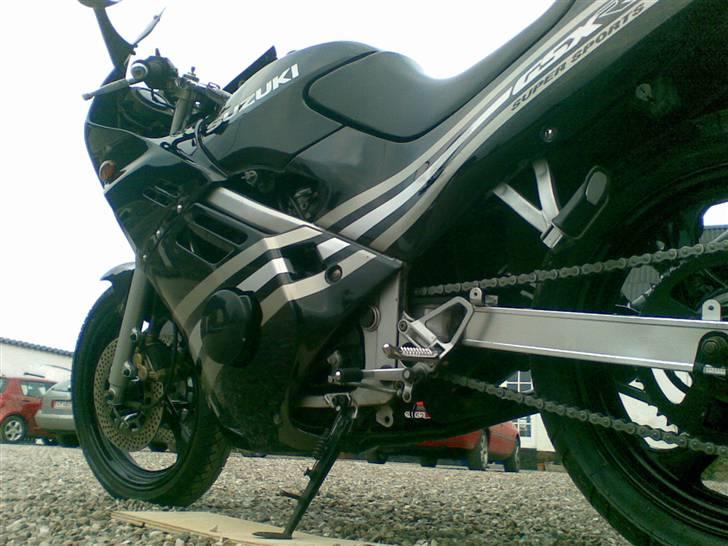 Suzuki GSX-R 250 (Solgt) billede 11