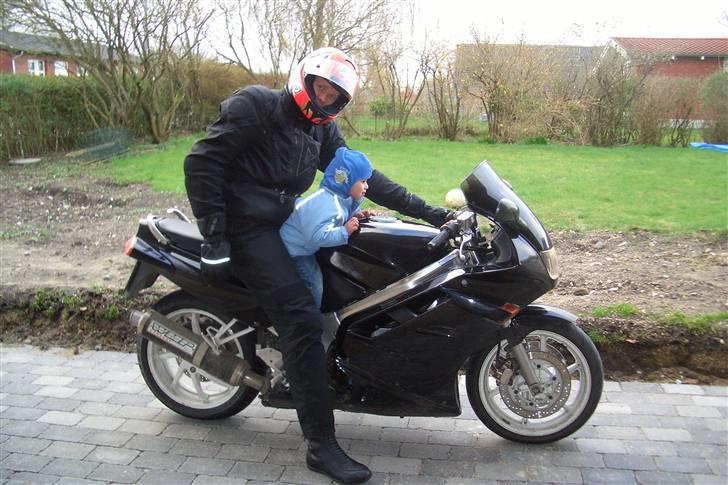 Honda VFR 750 F RC 36-1 billede 13