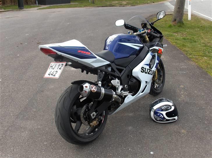 Suzuki GSXR 750 K4 *SOLGT* billede 10