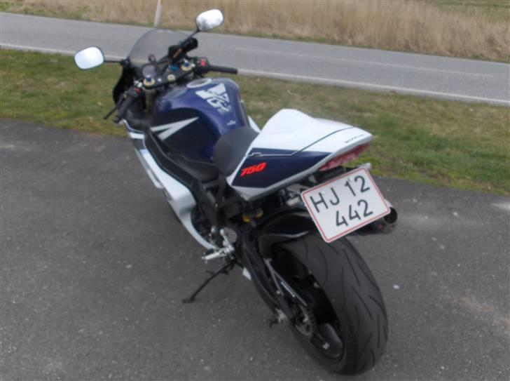 Suzuki GSXR 750 K4 *SOLGT* billede 12