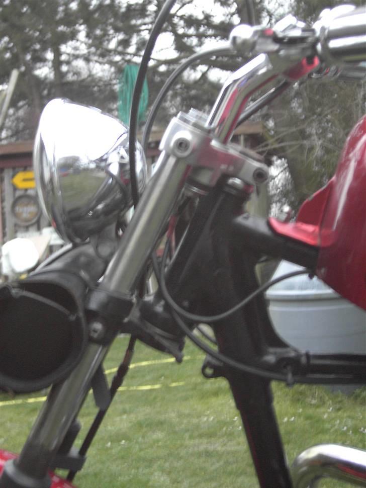 Triumph Speed tvin - Kronen var fra anden ukendt model, og rør var fuld af vand- ikke olie. billede 3