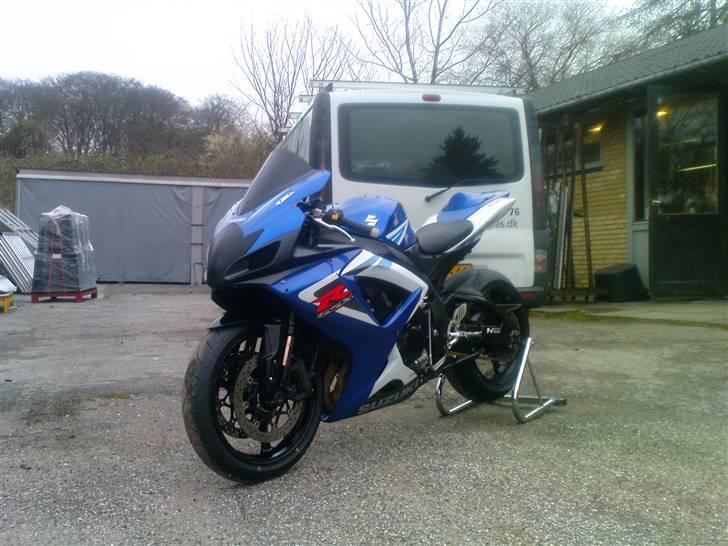 Suzuki GSXR 750 Baneged - SOLGT  billede 1