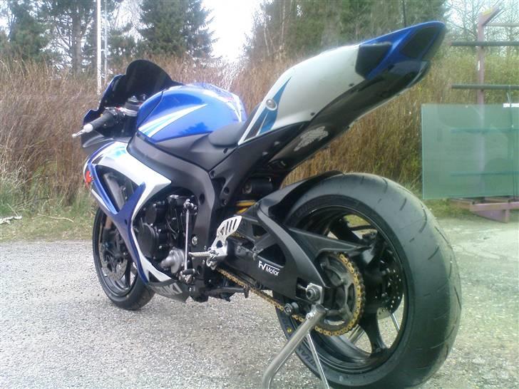 Suzuki GSXR 750 Baneged - SOLGT  billede 6
