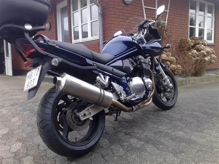 Suzuki GSF 1200 SA **SOLGT** - så blev potte og sidedæksler lige poleret lidt billede 13