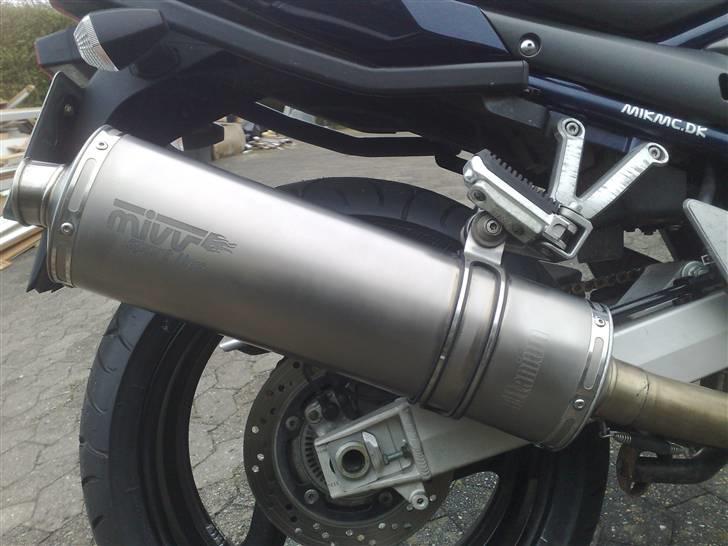 Suzuki GSF 1200 SA **SOLGT** - nypoleret MIVV titanium billede 15