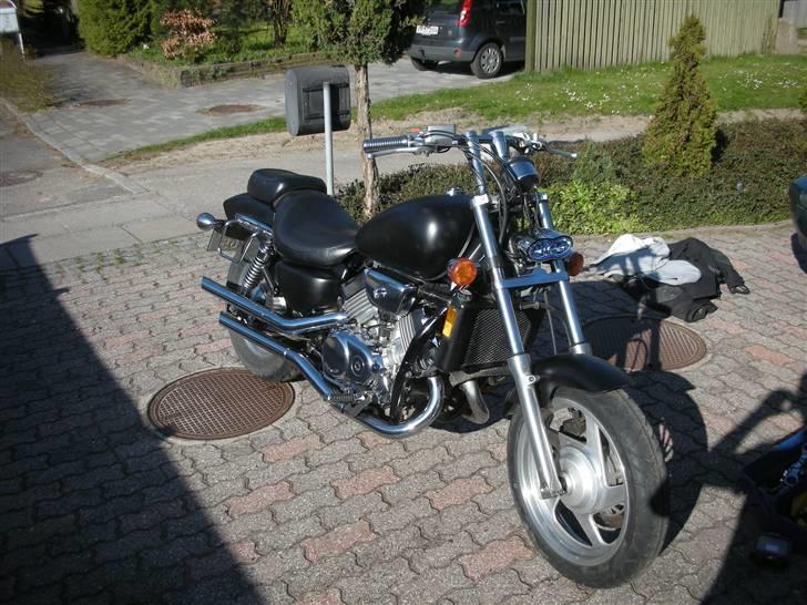 Honda vf 750 c magna billede 1