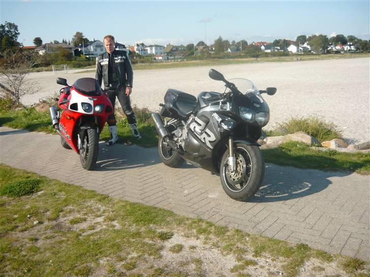 Kawasaki Ninja zx7r *Solgt* billede 11