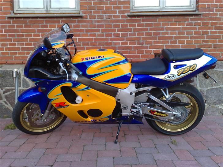 Suzuki gsx-r 750 corona solgt... billede 6