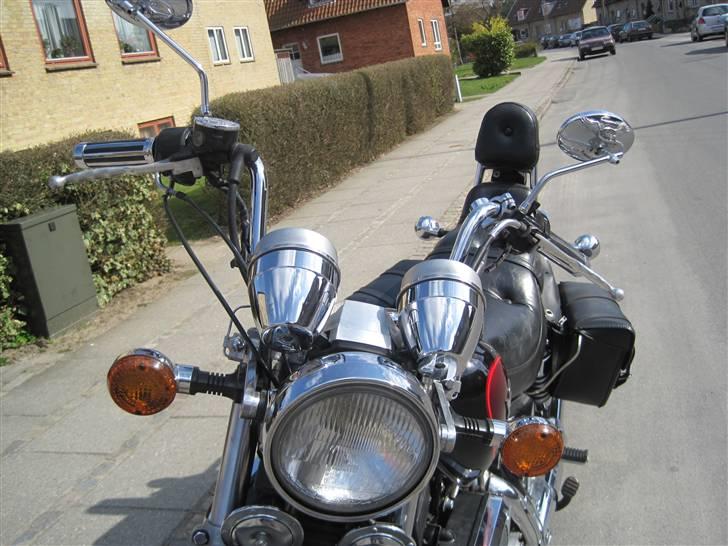 Kawasaki VN750 - Nu må den være pæn nok til sæson 2010!! billede 1